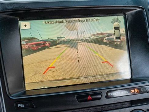 Used 2018 Ford Explorer XLT w/ Equipment Group 202A image 28