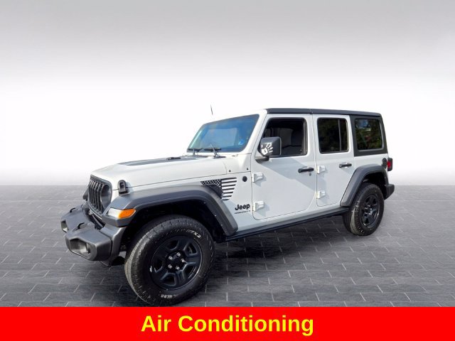 Used 2024 Jeep Wrangler Unlimited Sport AWD/4WD image 4