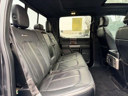 Used 2015 Ford F150 Platinum w/ Equipment Group 701A Luxury image 26