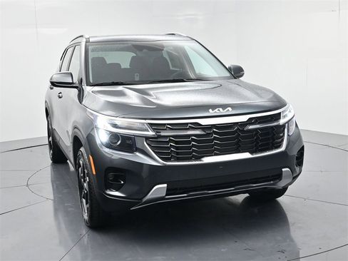 New 2026 Kia Seltos EX image 2