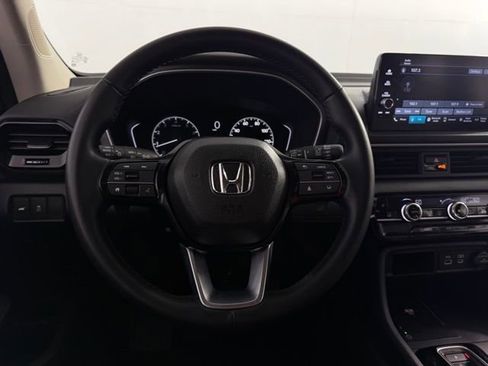 Used 2025 Honda Pilot EX-L image 21