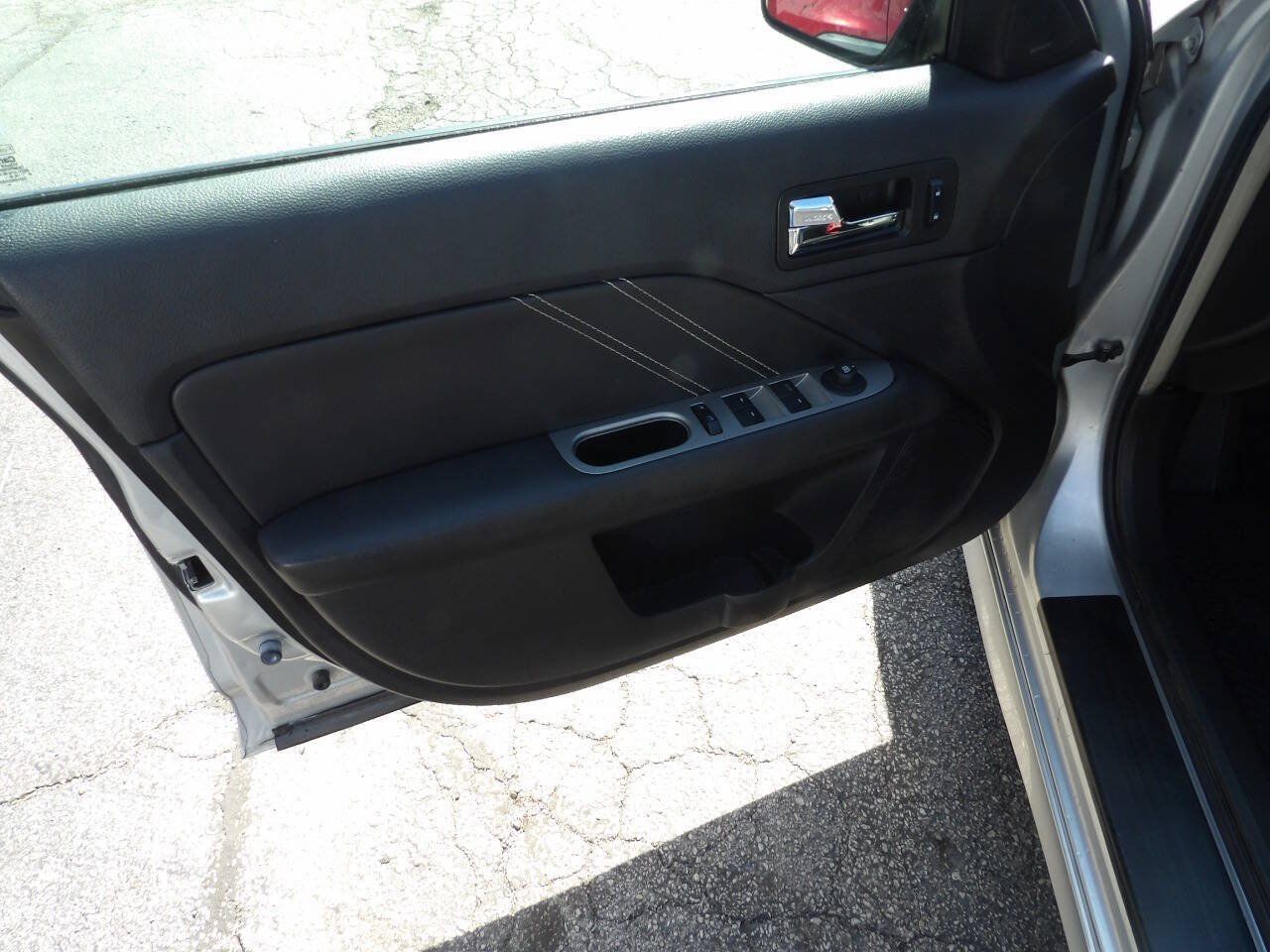 Used 2010 Ford Fusion Sport FWD image 7