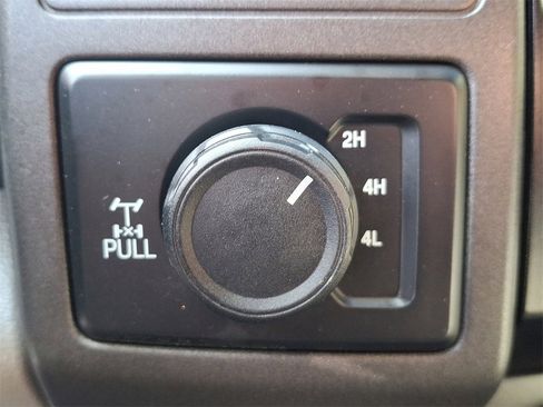 Used 2022 Ford F250 XL w/ Power Equipment Group image 26