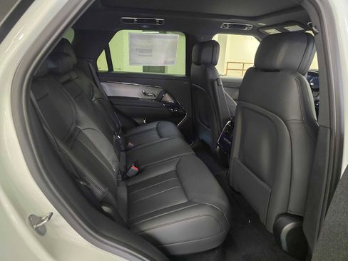 New 2026 Land Rover Range Rover Sport SE AWD/4WD image 13