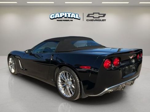 Used 2007 Chevrolet Corvette Convertible w/ Preferred Equipment Group image 3