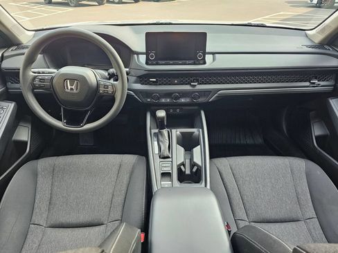 Used 2024 Honda Accord EX image 18