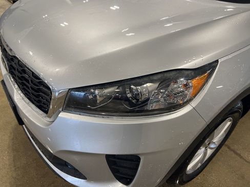 Used 2019 Kia Sorento L image 22