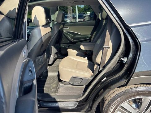 Used 2015 Hyundai Santa Fe Limited w/ Option Group 04 FWD image 13