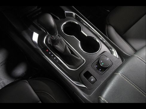 Certified 2023 Chevrolet Traverse LT FWD image 15