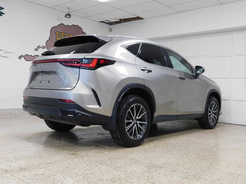 Used 2025 Lexus NX 350 350 Premium w/ Accessory Package (2T) image 7