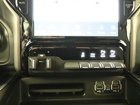 Used 2023 RAM 1500 Big Horn AWD/4WD image 29