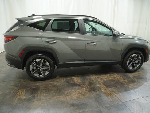 Used 2026 Hyundai Tucson SEL AWD/4WD image 4