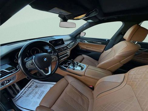 Used 2018 BMW 750i xDrive 750i xDrive Sedan 4D image 27
