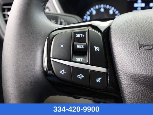 Used 2022 Ford Escape SEL w/ Class II Trailer Tow Package image 24