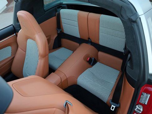 Used 2024 Porsche 911 Targa 4S image 45
