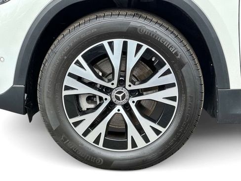 Certified 2025 Mercedes-Benz GLA 250 4MATIC image 8