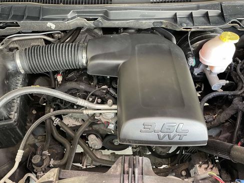 Used 2020 RAM 1500 Warlock w/ Luxury Group AWD/4WD image 19