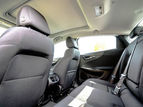 Used 2024 Chevrolet Malibu LT FWD image 30
