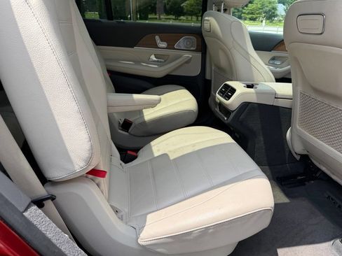 Used 2020 Mercedes-Benz GLS 450 4MATIC image 11