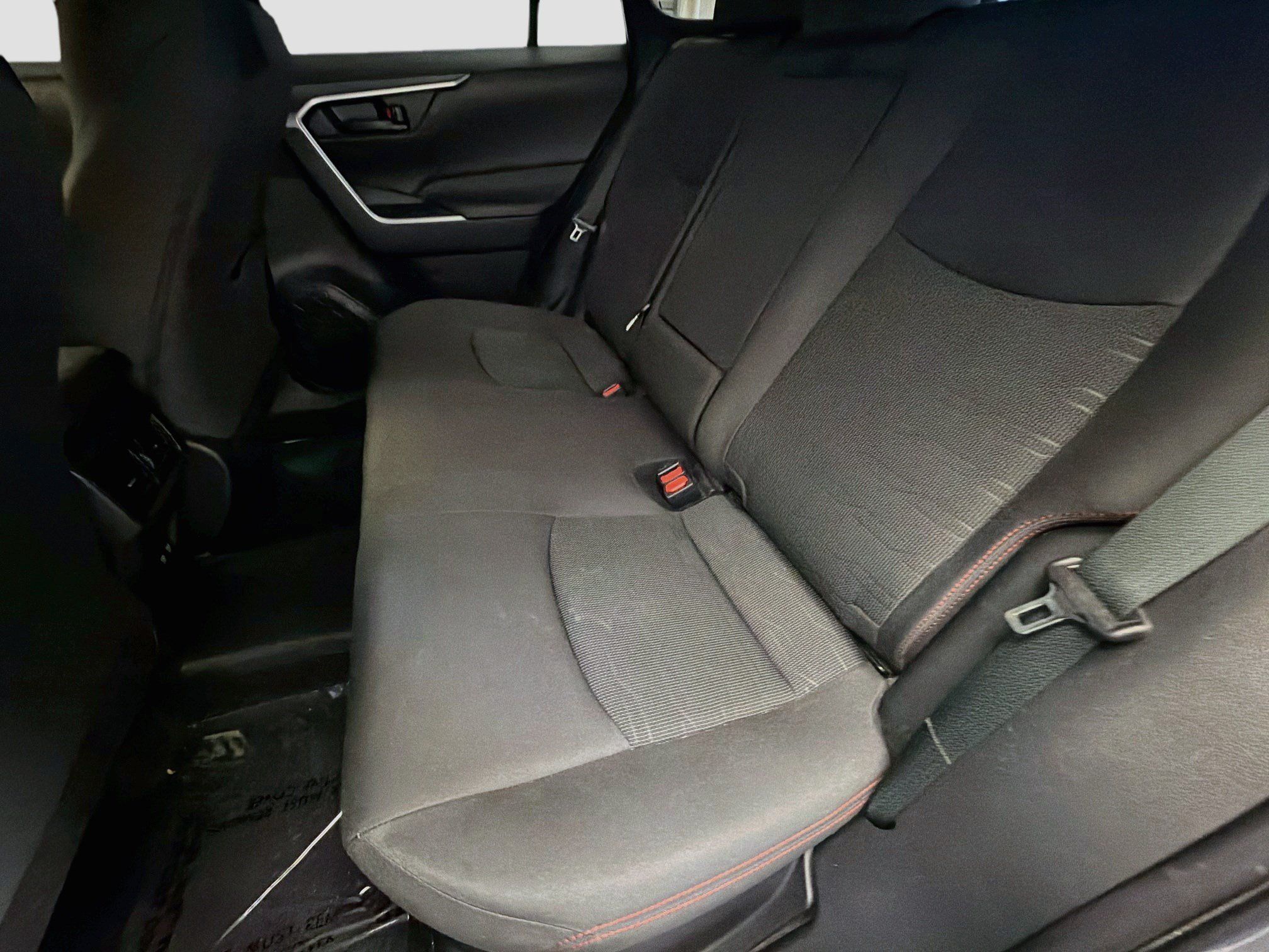 Used 2021 Toyota RAV4 SE w/ Weather & Moonroof Package AWD/4WD image 13