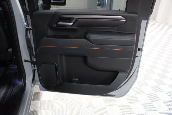 Used 2025 GMC Sierra 2500 AT4 w/ AT4 Premium Plus Package AWD/4WD image 30