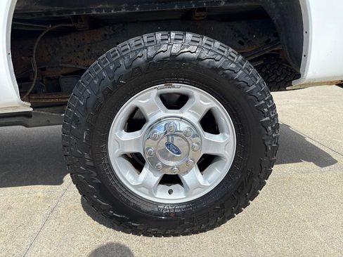 Used 2016 Ford F250 XL w/ XL Appearance Package AWD/4WD image 47