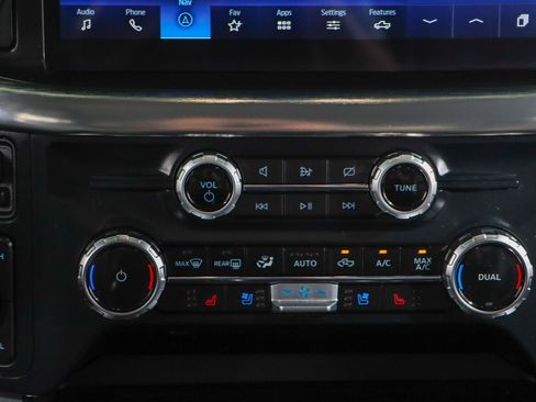 Used 2023 Ford F150 Lariat w/ Equipment Group 502A High AWD/4WD image 21