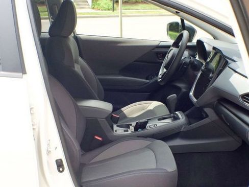 Used 2025 Subaru Crosstrek 2.0i Premium AWD/4WD image 44