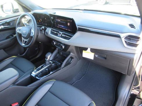 New 2025 Chevrolet TrailBlazer ACTIV w/ Convenience Package image 11