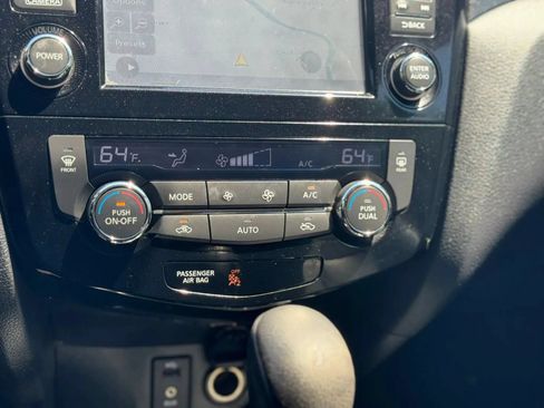Used 2016 Nissan Rogue SL w/ SL Premium Package AWD/4WD image 21