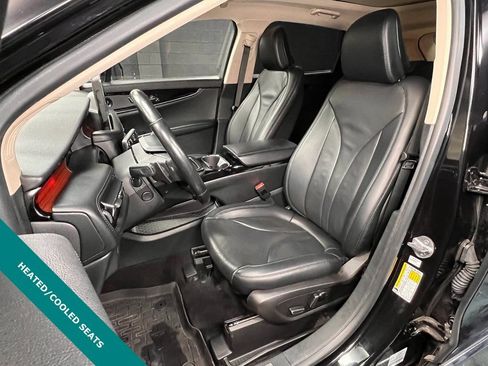 Used 2023 Lincoln Nautilus Reserve w/ Luxury Package AWD/4WD image 3