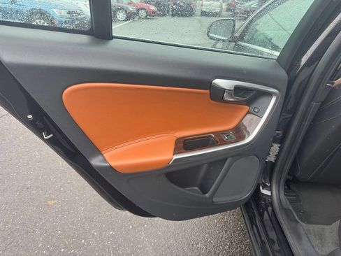 Used 2015 Volvo S60 T5 Premier Plus AWD/4WD image 23