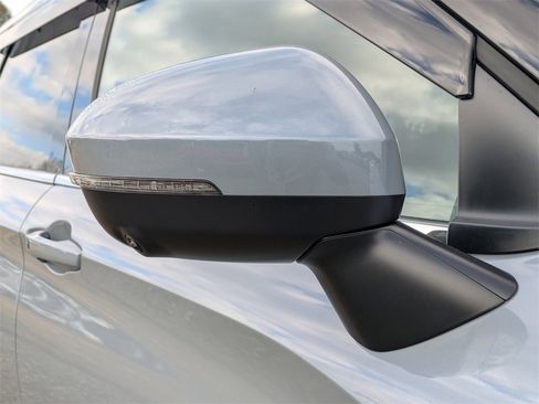 New 2026 Mitsubishi Outlander SEL image 11