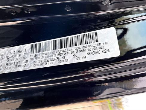 Used 2018 Jeep Wrangler Unlimited Sahara w/ Dual Top Group image 33