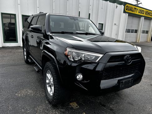Used 2019 Toyota 4Runner SR5 Premium image 7