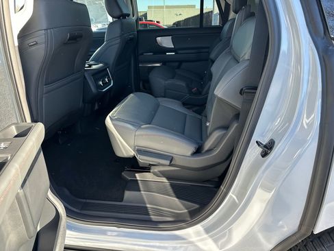 New 2025 Ford Expedition Max Active image 44