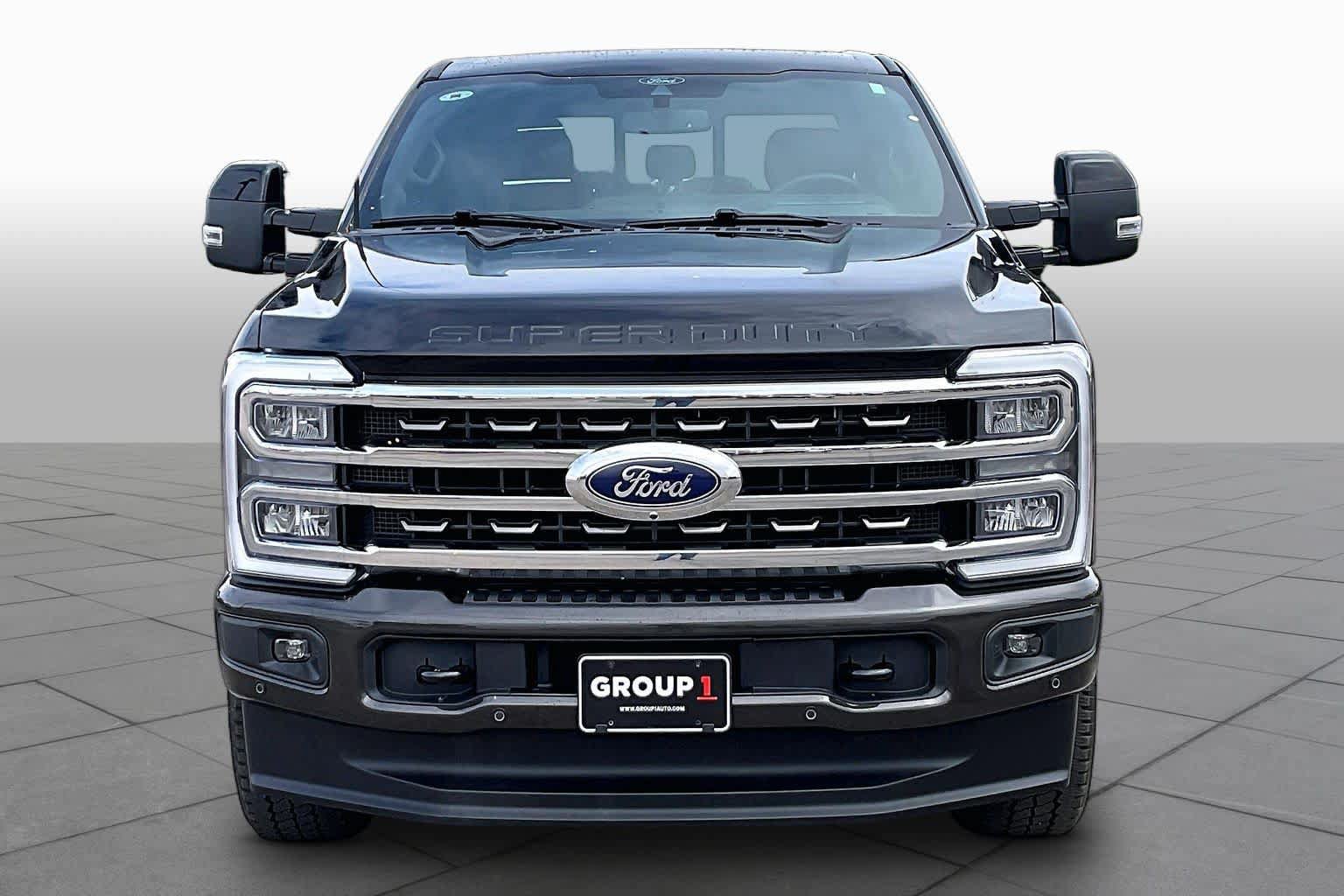 Used 2025 Ford F250 King Ranch w/ FX4 Off-Road Package AWD/4WD image 4