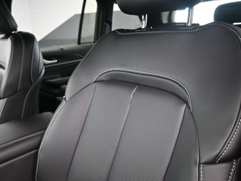 New 2025 Jeep Grand Cherokee Limited w/ Luxury Tech Group II image 20