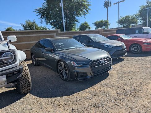Used 2020 Audi S6 Premium Plus w/ S Sport Package AWD/4WD image 3