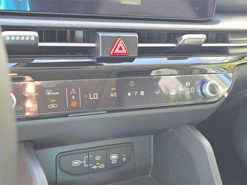 New 2026 Kia Sportage EX image 26