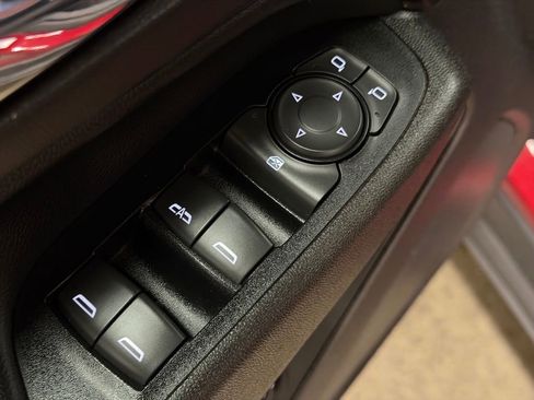 Used 2019 Chevrolet Equinox LT image 31