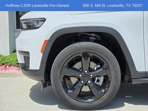 Used 2023 Jeep Grand Cherokee L Laredo RWD image 8