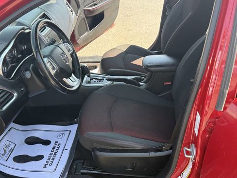 Used 2011 Dodge Avenger Heat image 13