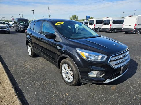 Used 2019 Ford Escape SE AWD/4WD image 3
