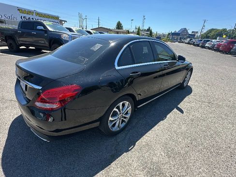 Used 2018 Mercedes-Benz C 300 Sedan image 3
