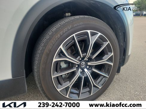 Used 2025 MAZDA CX-70 Plug-In Hybrid w/ Premium Plus AWD/4WD image 7