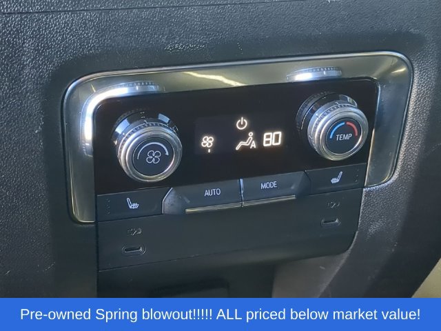 Used 2025 GMC Yukon Denali AWD/4WD image 39