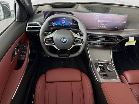 New 2026 BMW 330i xDrive Sedan w/ Premium Package AWD/4WD image 24