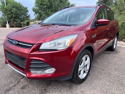 Used 2015 Ford Escape SE w/ Equipment Group 201A AWD/4WD image 11