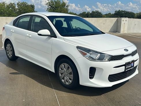 Used 2019 Kia Rio S FWD image 14
